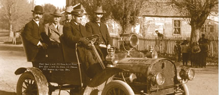 Photo of D.L. Evans bankers from the late 1800s